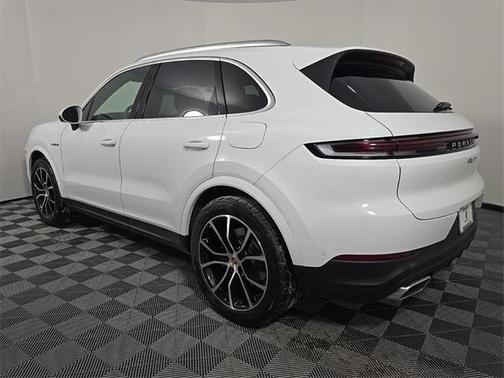 2026 Porsche Cayenne AWD