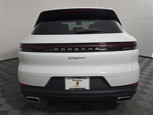 2026 Porsche Cayenne AWD