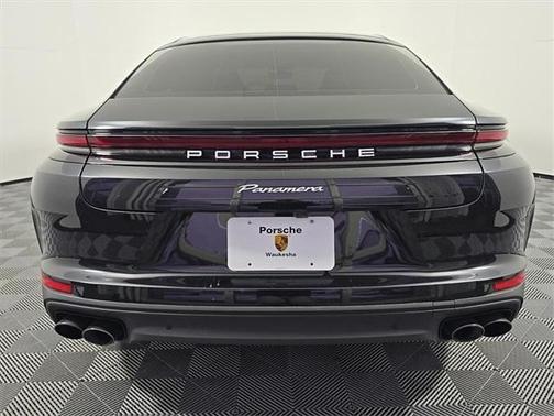 2024 Porsche Panamera Base
