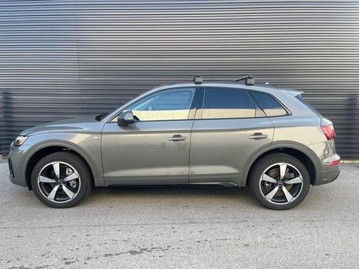 2023 Audi Q5 45 S line Prestige