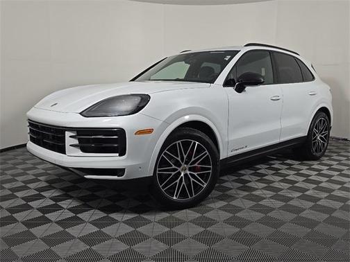 2025 Porsche Cayenne S
