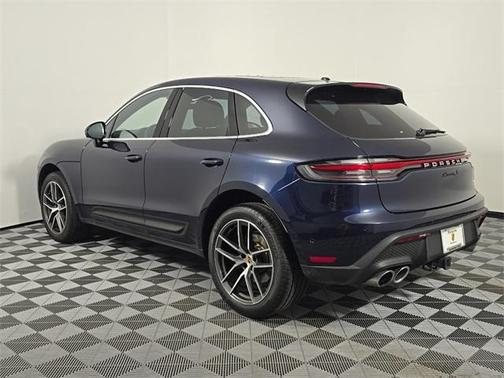 2022 Porsche Macan S