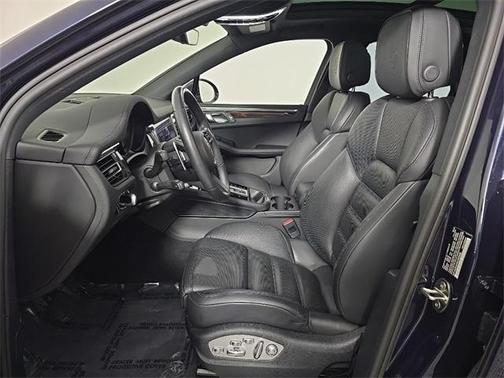 2022 Porsche Macan S