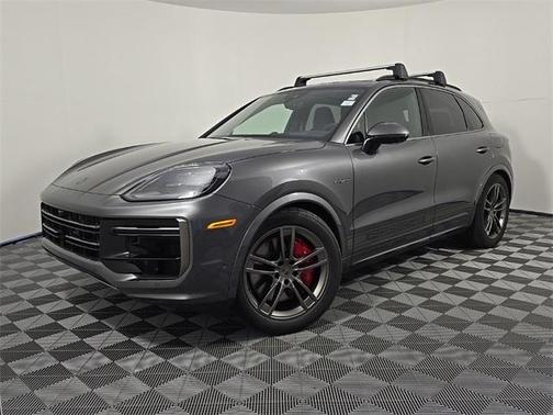 2025 Porsche Cayenne Turbo