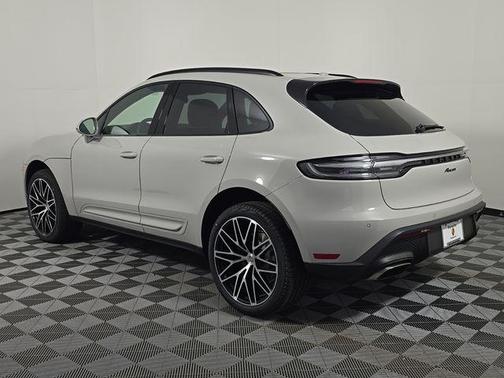 Chalk 2026 Porsche Macan Base