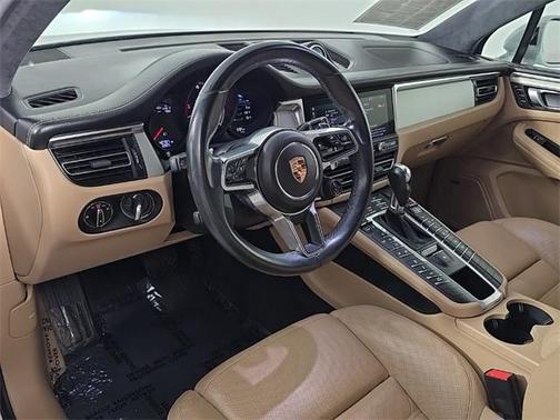 2020 Porsche Macan Turbo