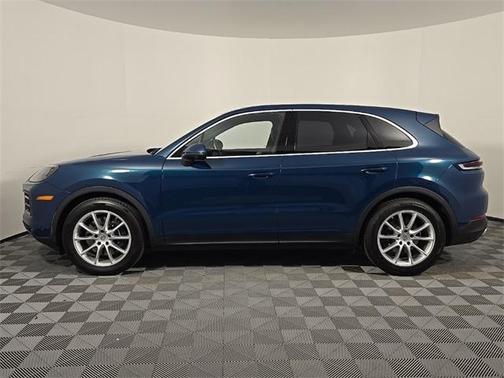 2024 Porsche Cayenne Base