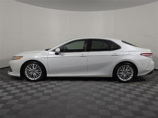 2018 Toyota Camry XLE