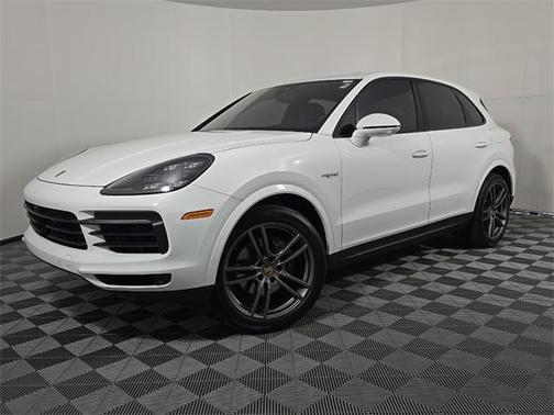 2022 Porsche Cayenne