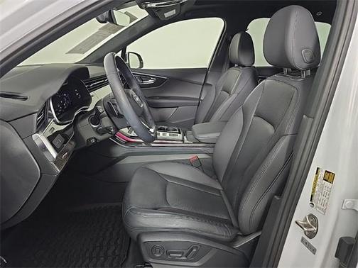 2022 Audi Q7 55 Premium