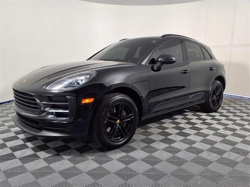 2021 Porsche Macan Base