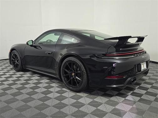 2026 Porsche 911 Carrera