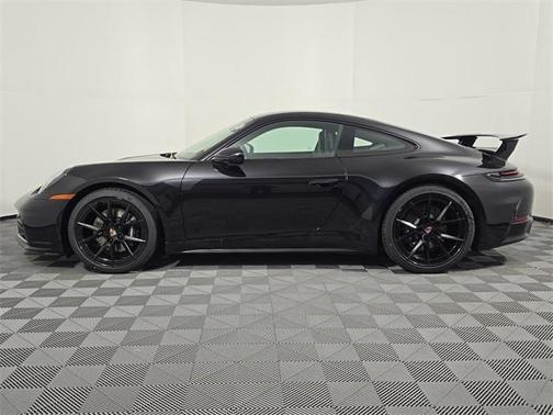 2026 Porsche 911 Carrera