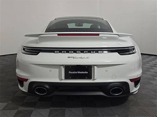 2024 Porsche 911 Turbo S