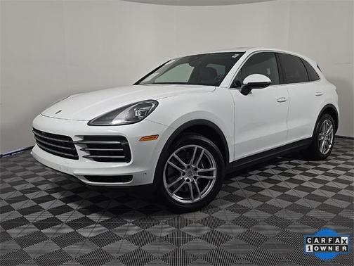 2022 Porsche Cayenne 