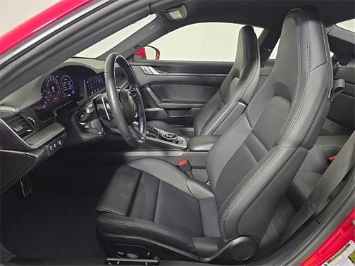 2025 Porsche 911 Carrera