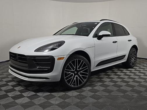 2025 Porsche Macan 