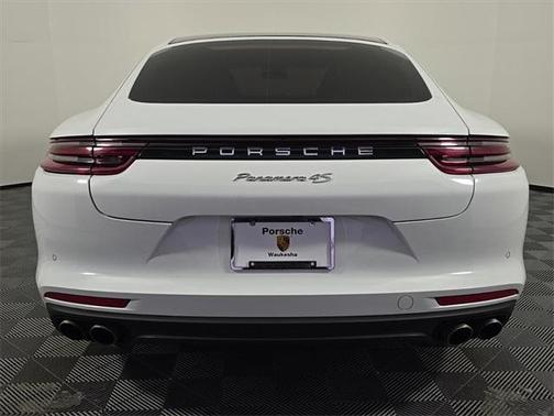 2020 Porsche Panamera 4S