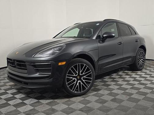 2026 Porsche Macan Base