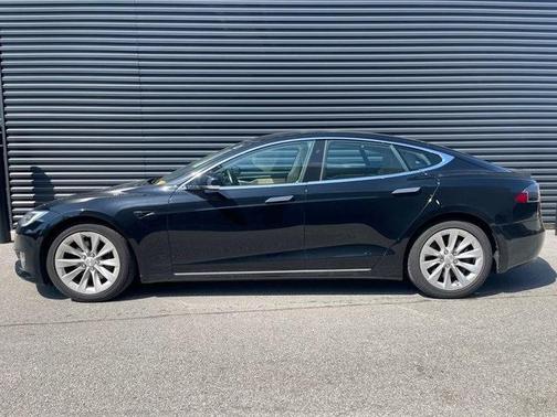 2016 Tesla Model S P90D