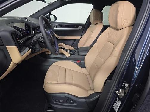 2026 Porsche Cayenne AWD