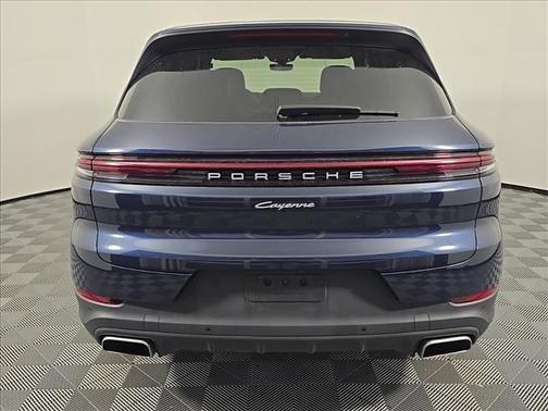 2024 Porsche Cayenne Base