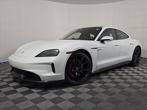 2026 Porsche Taycan GTS