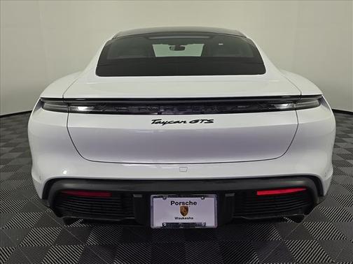 2026 Porsche Taycan GTS