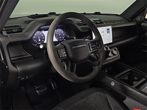2023 Land Rover Defender 110 V8