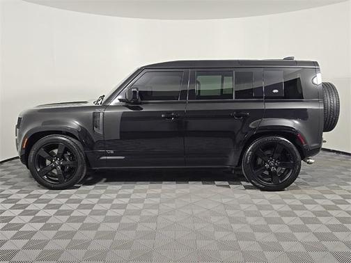 2023 Land Rover Defender 110 V8