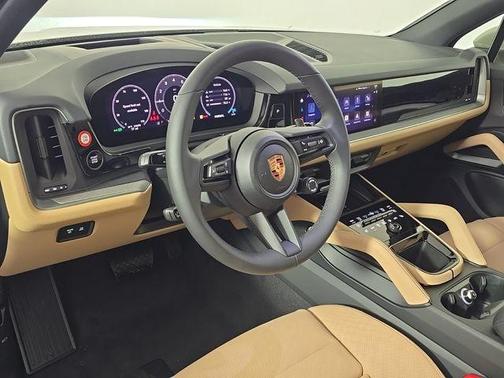 Cashmere Beige Metallic 2026 Porsche Cayenne Base