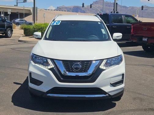 2020 Nissan Rogue SV