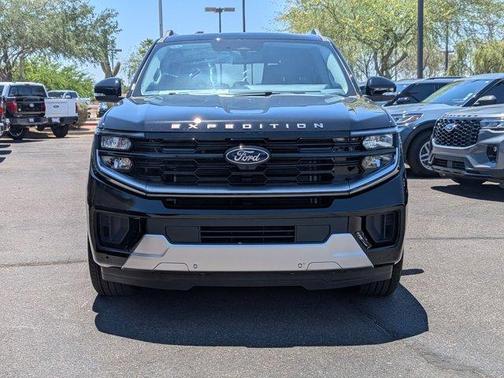 Agate Black 2025 Ford Expedition Max Platinum