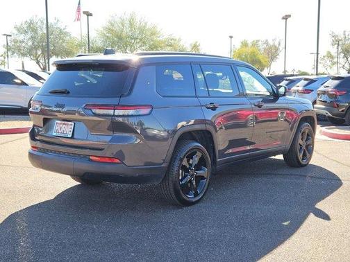 2023 Jeep Grand Cherokee L Laredo