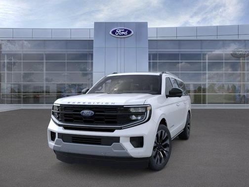 Star White 2026 Ford Expedition Max Platinum