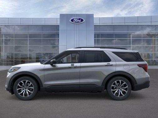 Carbonized Gray Metallic 2026 Ford Explorer ST-Line
