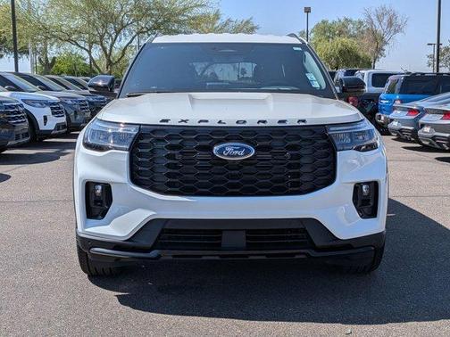 Star White 2026 Ford Explorer ST-Line