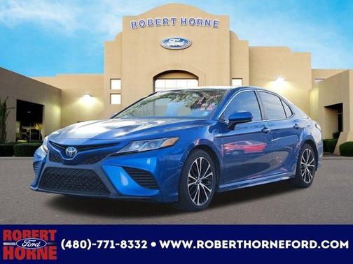 2018 Toyota Camry Hybrid SE