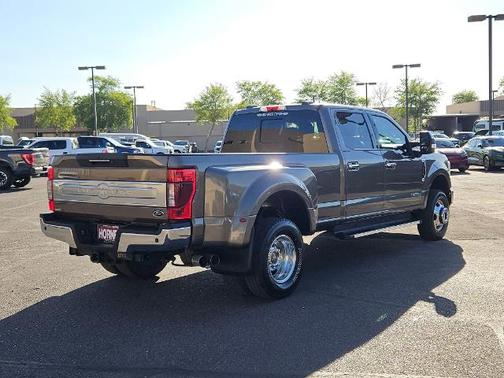 2022 Ford F-350 KING RANCH