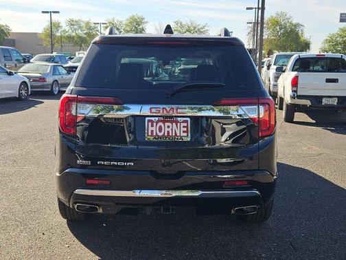 2020 GMC Acadia Denali