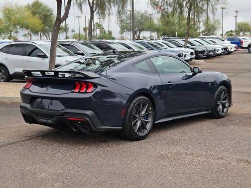 2026 Ford Mustang Dark Horse