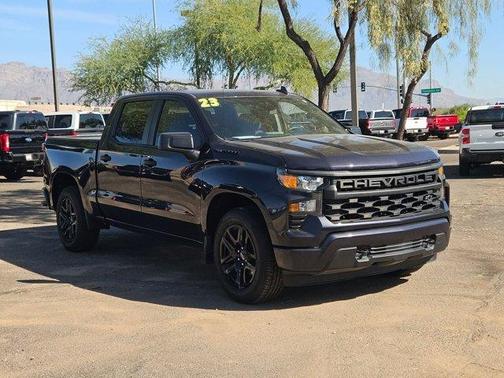 2023 Chevrolet Silverado 1500 Custom