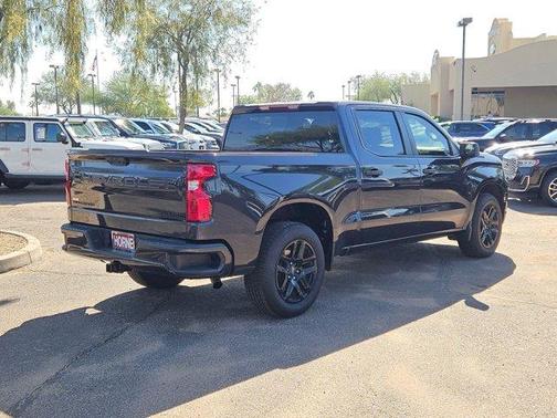 2023 Chevrolet Silverado 1500 Custom