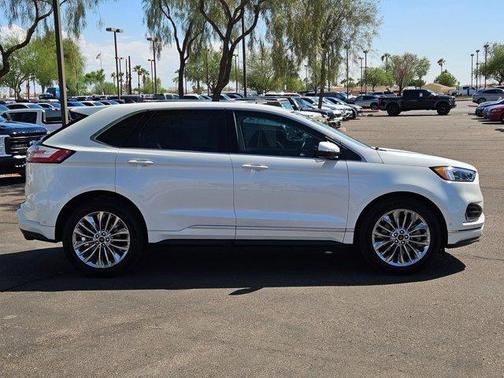 2021 Ford Edge Titanium