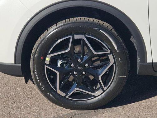 2026 Ford Escape Platinum