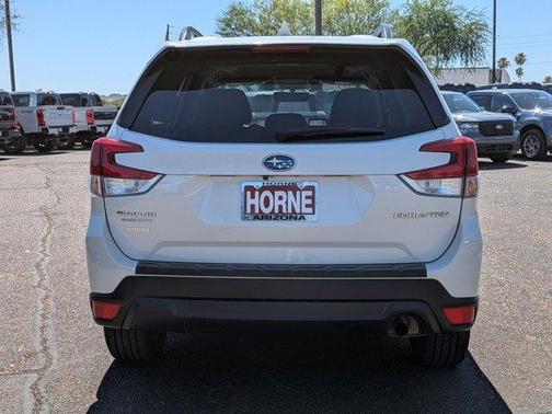 Crystal White Pearl 2021 Subaru Forester Premium