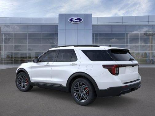 Star White 2026 Ford Explorer ST-Line