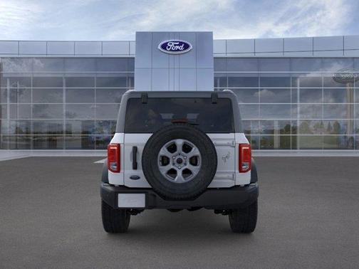 Oxford White 2026 Ford Bronco Big Bend