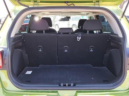 Apple Green 2023 Hyundai VENUE SEL