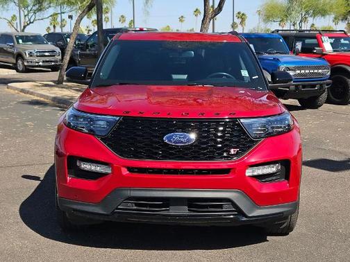 2023 Ford Explorer ST